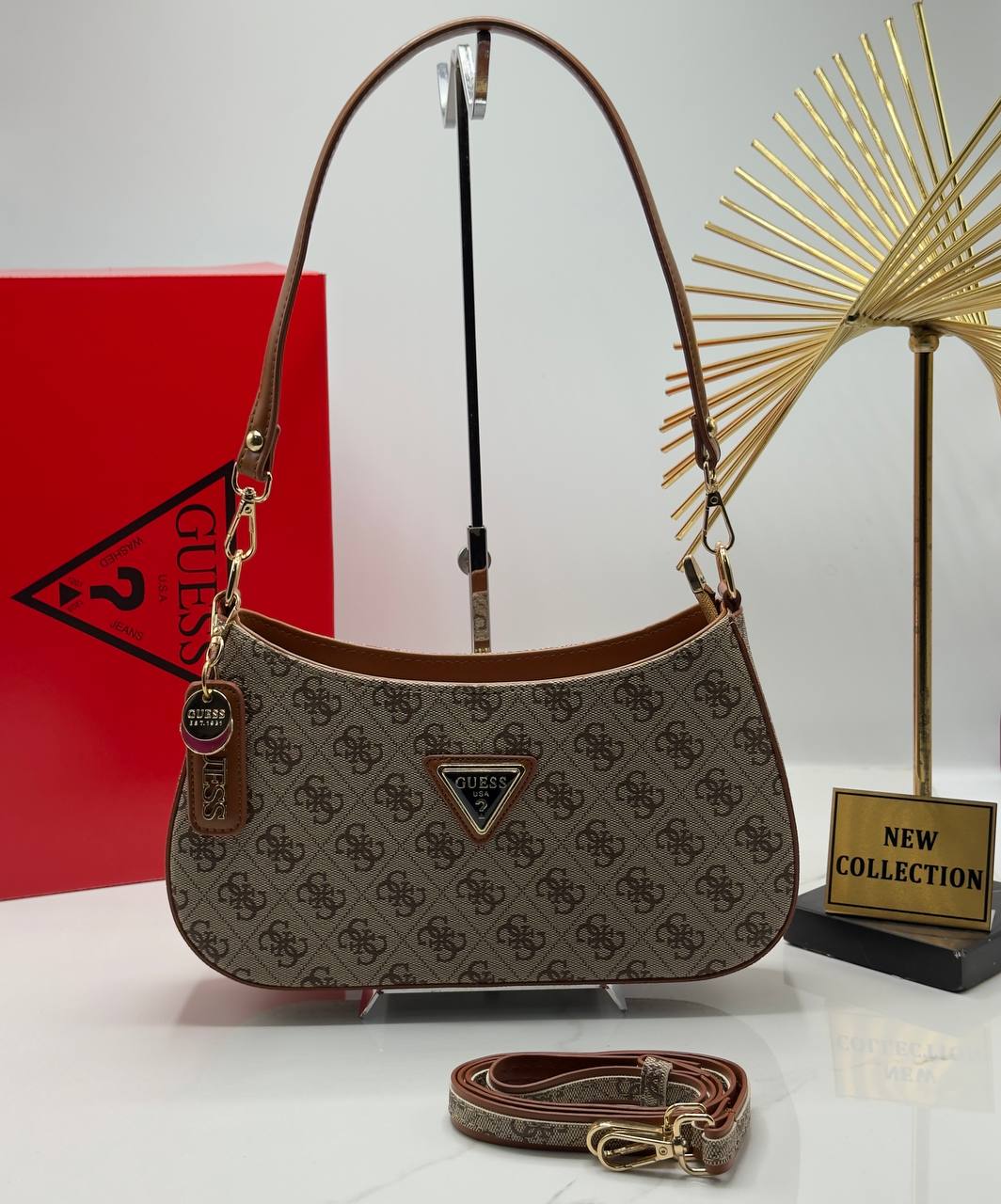 Γυναικεία τσάντα Guess